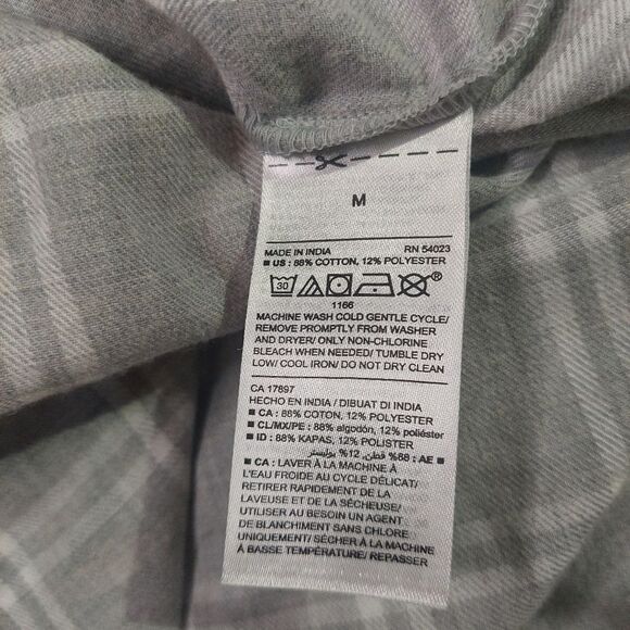 Womans Old Navy Gray Plaid The Classic Shirt Button Down - Picture 9 of 11